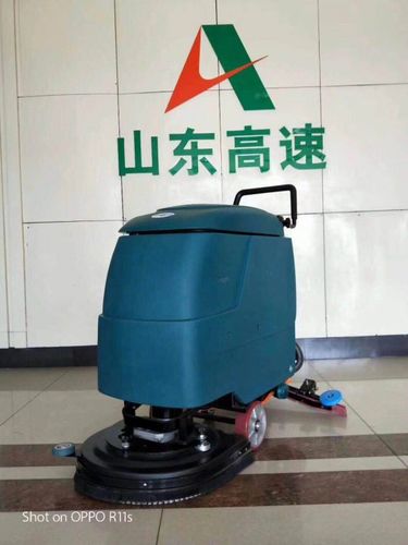 高效清潔新選擇 鼎潔盛世手推式洗地機助力高速服務區品質升級